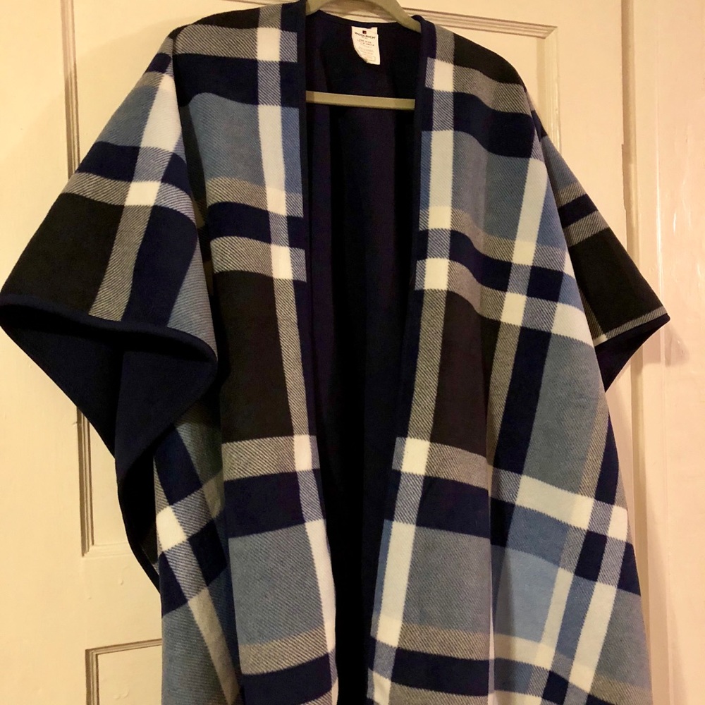 Navy/light blue Poncho/Wrap